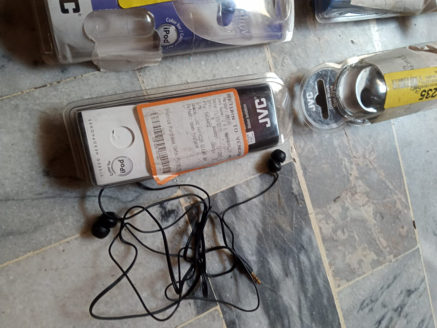 Original JVC Gumy & Marshmallow Earbuds | No Mic | Deep Bass | Soft Fit | Tangle-Free | Used/Open Box