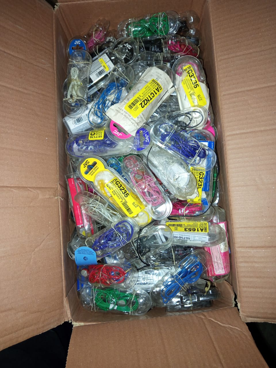 Original JVC Gumy & Marshmallow Earbuds | No Mic | Deep Bass | Soft Fit | Tangle-Free | Used/Open Box